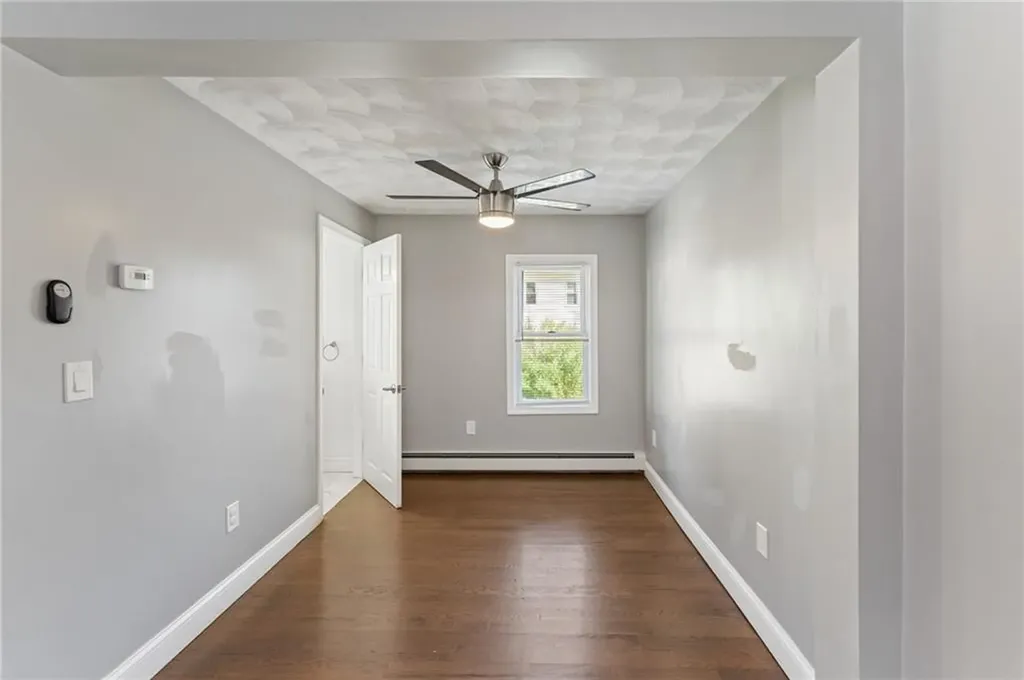 44 Read Avenue Coventry RI 02816