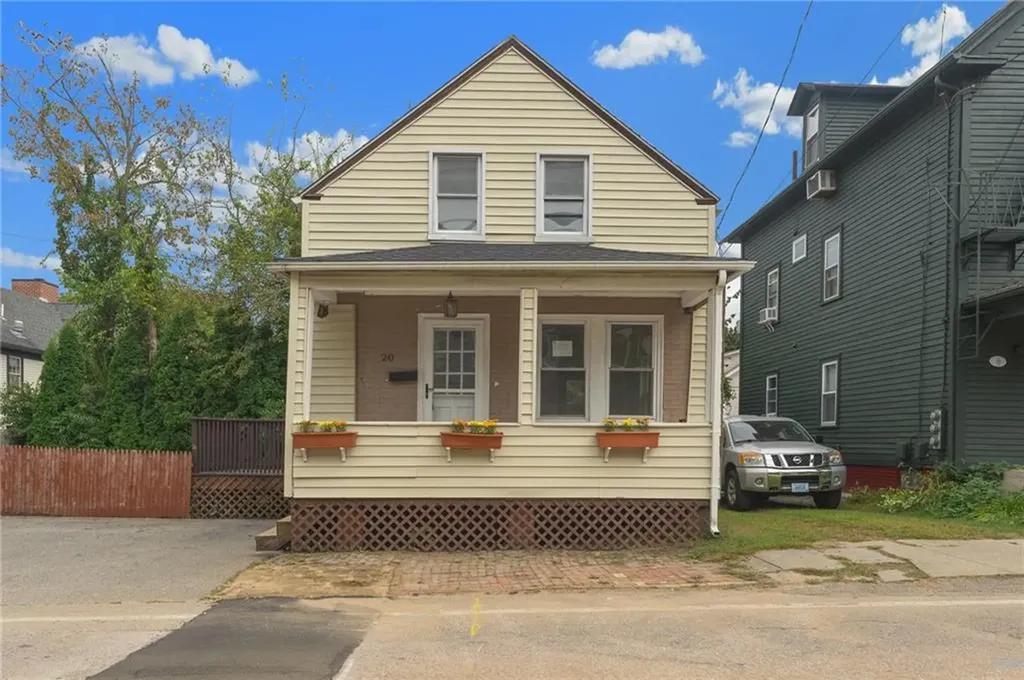 20 Fair Street Warwick RI 02888