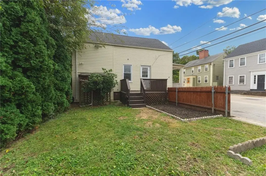 20 Fair Street Warwick RI 02888