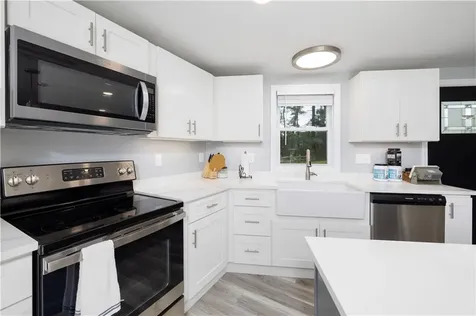 193 Pinehaven Road Coventry RI 02816