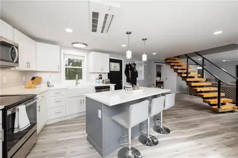 193 Pinehaven Road Coventry RI 02816