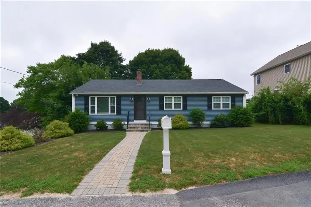 204 Manila Avenue Woonsocket RI 02895