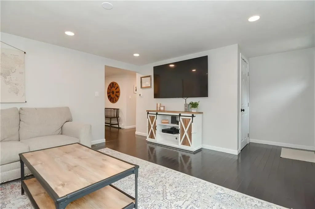 204 Manila Avenue Woonsocket RI 02895