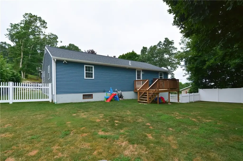 204 Manila Avenue Woonsocket RI 02895