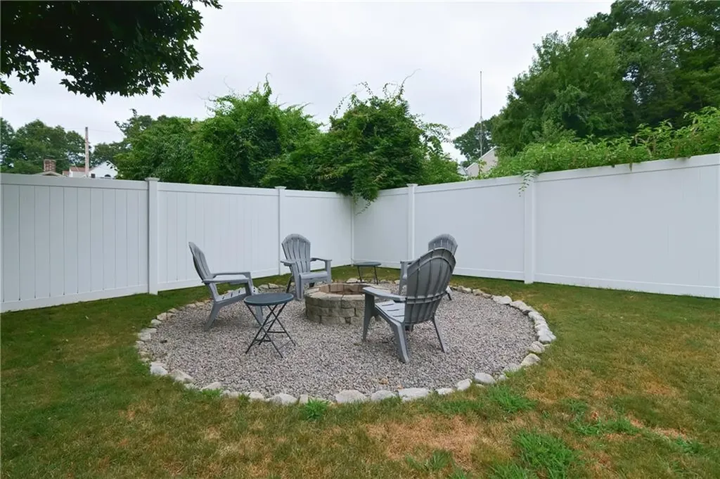 204 Manila Avenue Woonsocket RI 02895