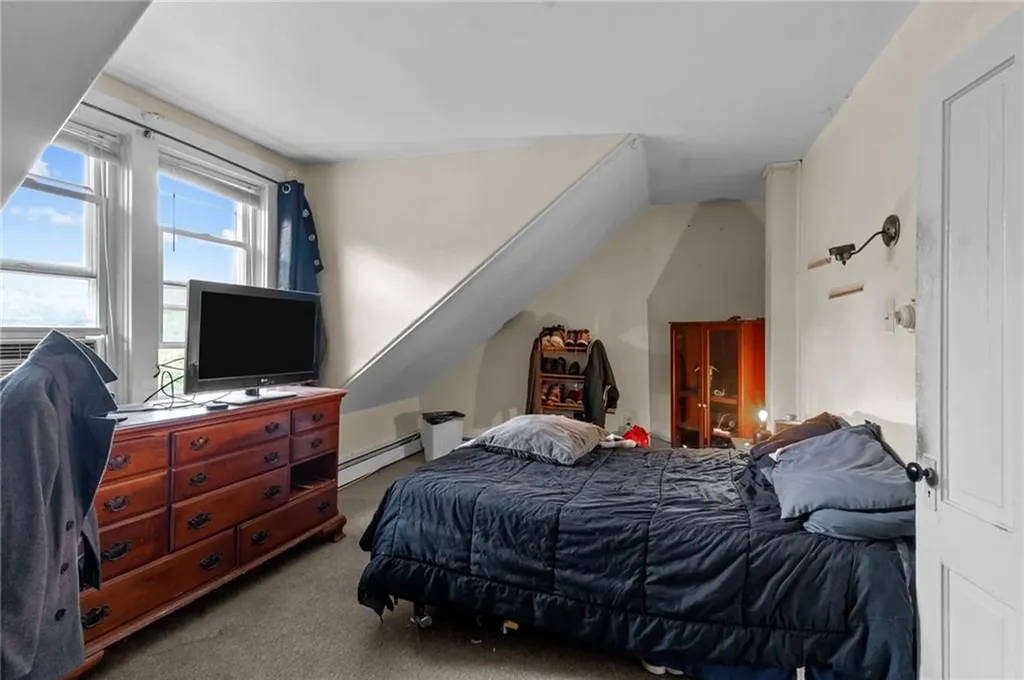 207 Highland Street Woonsocket RI 02895