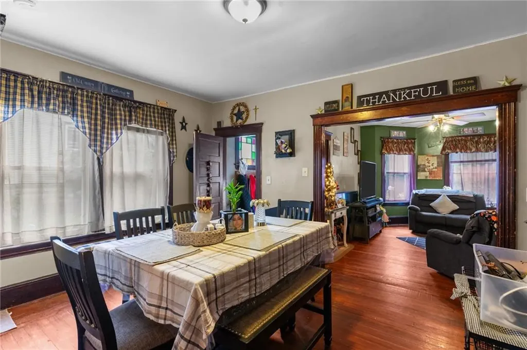 207 Highland Street Woonsocket RI 02895