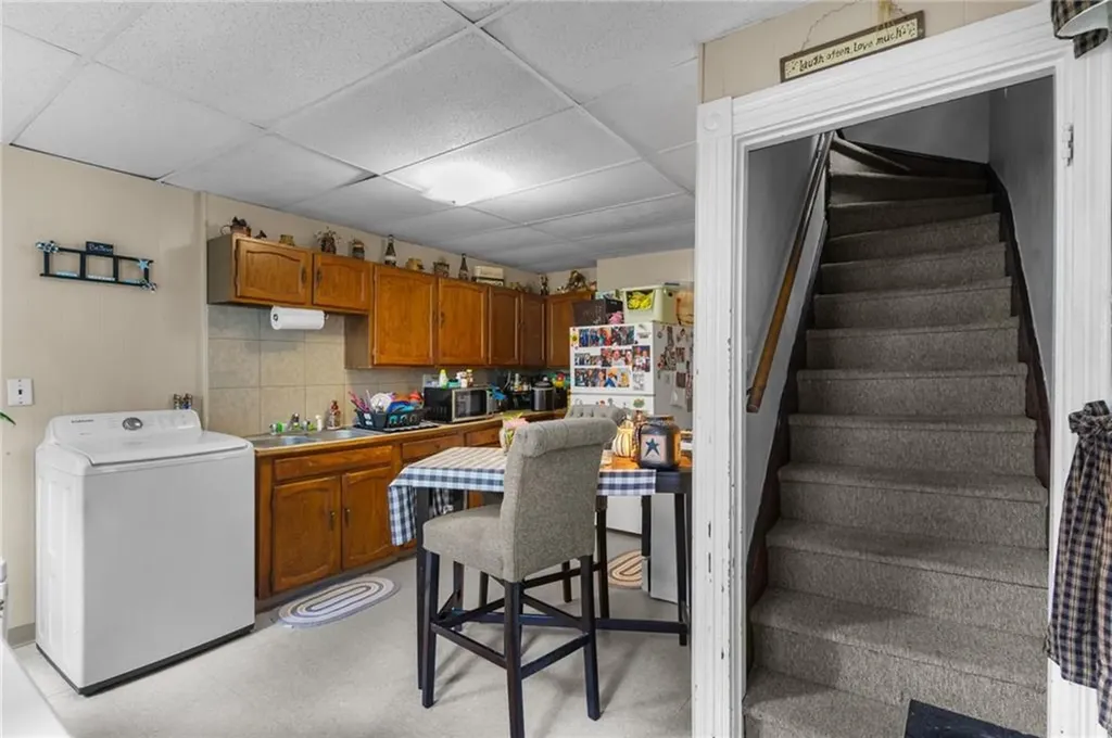 207 Highland Street Woonsocket RI 02895