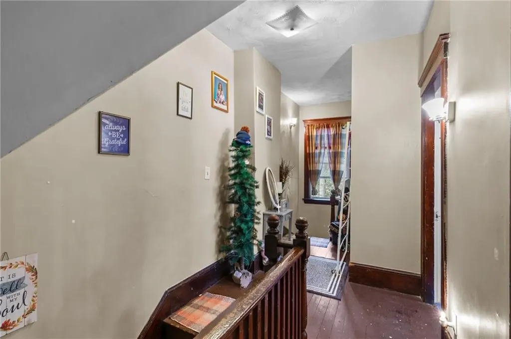 207 Highland Street Woonsocket RI 02895