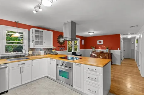 48 Bethany Lane North Kingstown RI 02852