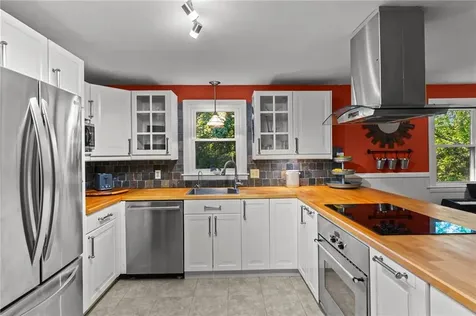 48 Bethany Lane North Kingstown RI 02852