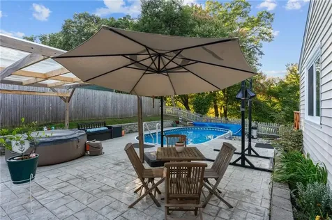 48 Bethany Lane North Kingstown RI 02852