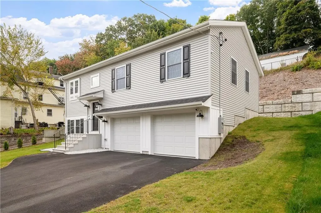 647 Bernon Street Woonsocket RI 02895