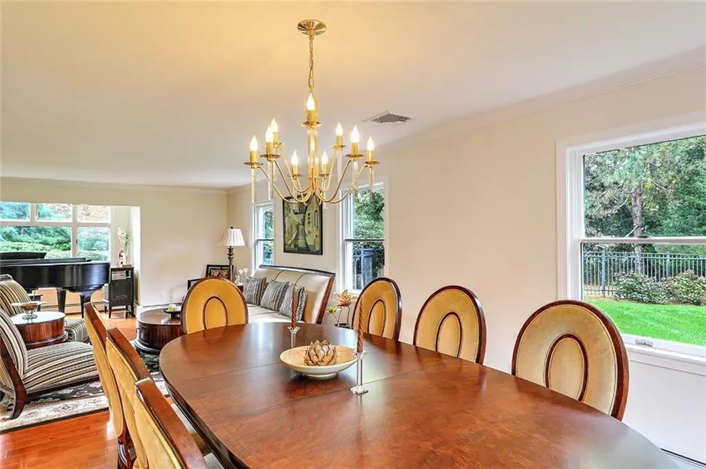 3 Spinnaker Drive Barrington RI 02806