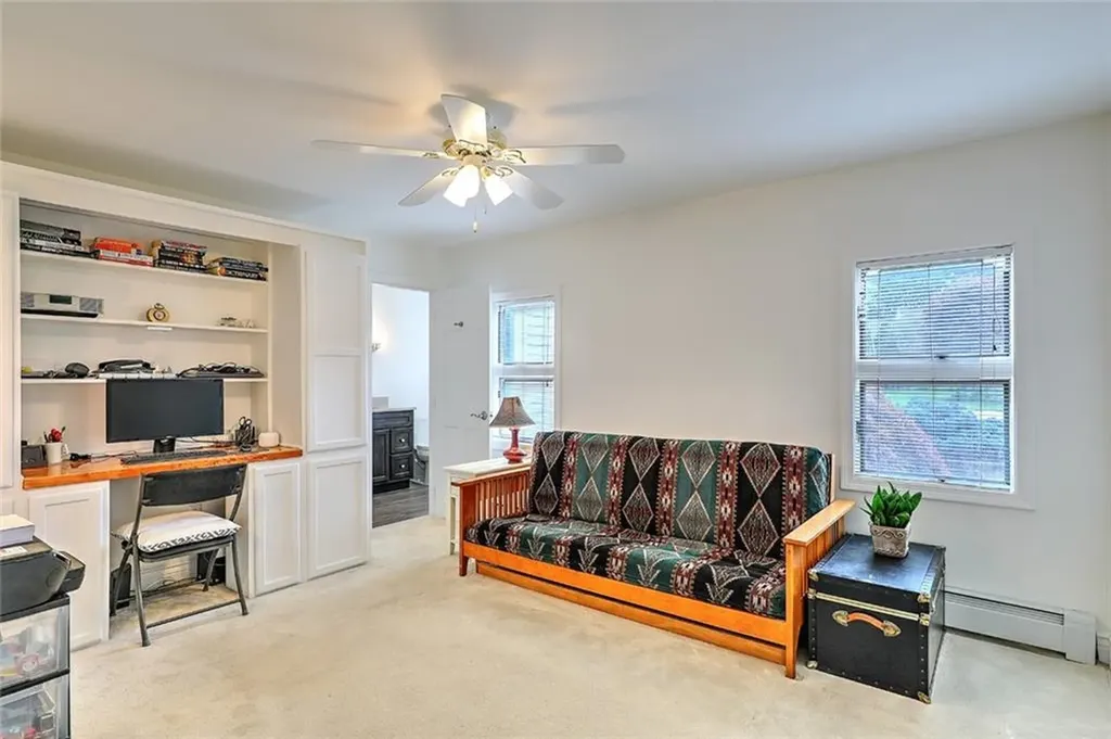 3 Spinnaker Drive Barrington RI 02806