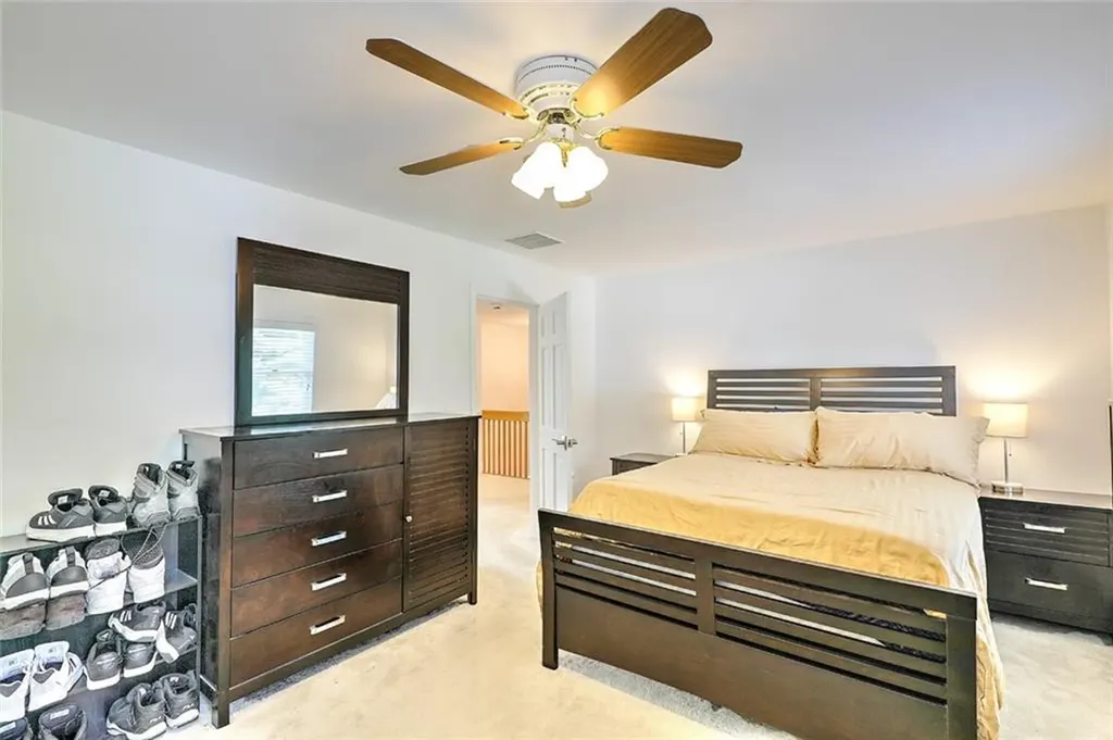 3 Spinnaker Drive Barrington RI 02806