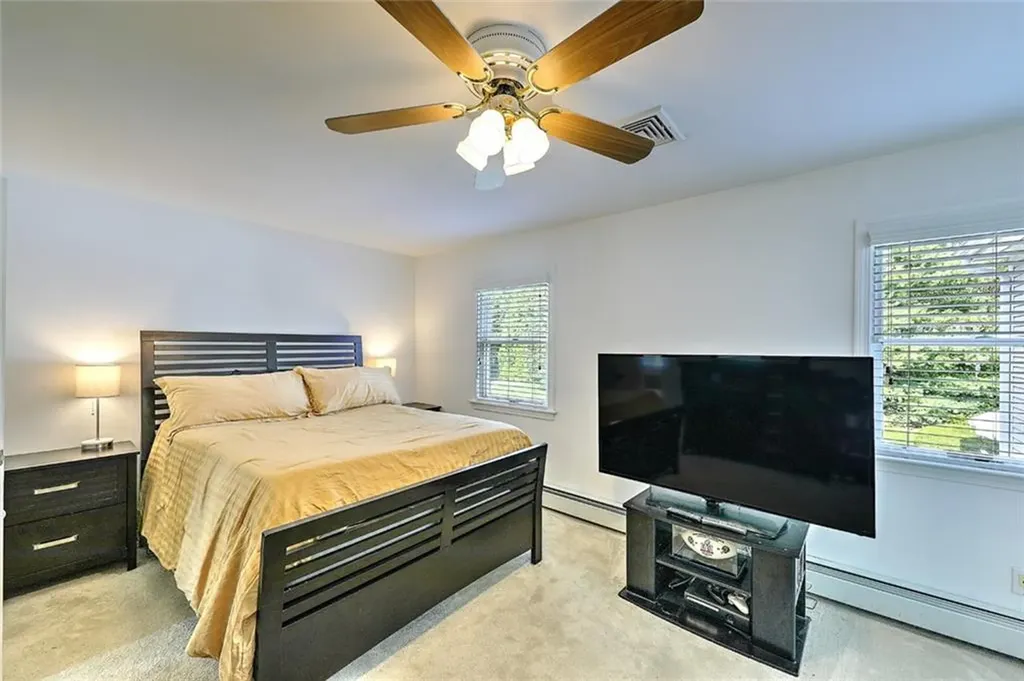 3 Spinnaker Drive Barrington RI 02806