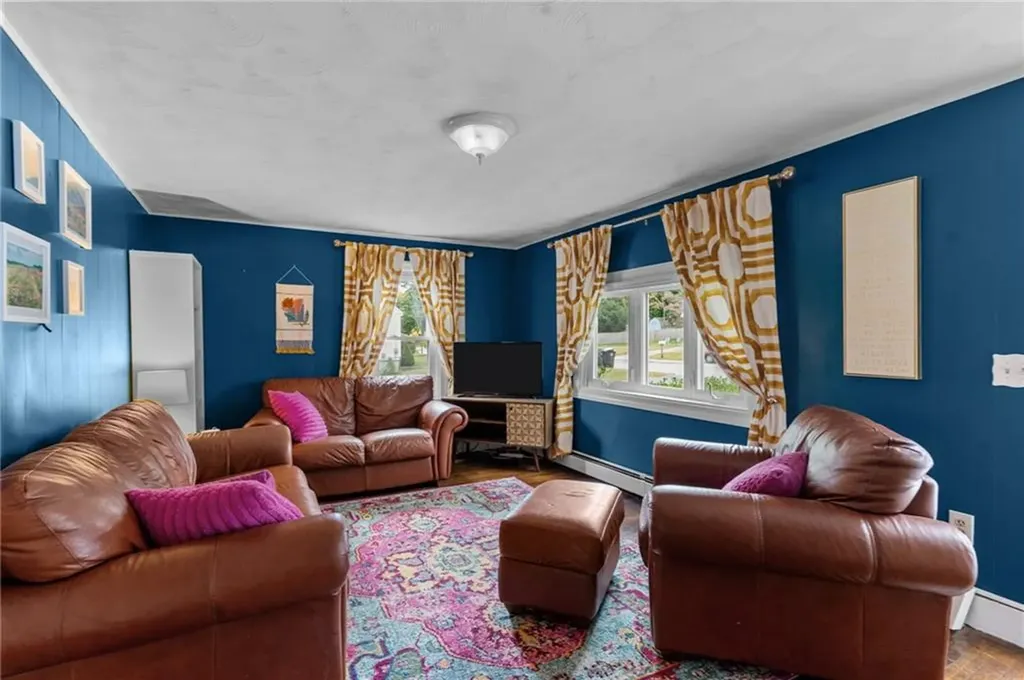 35 Angus Street Coventry RI 02816