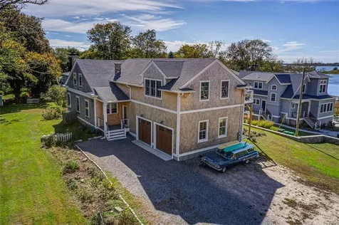 82 Maple Drive South Kingstown RI 02879