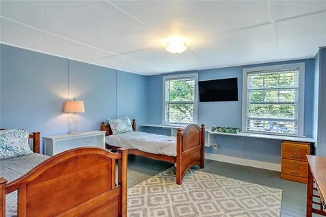 82 Maple Drive South Kingstown RI 02879