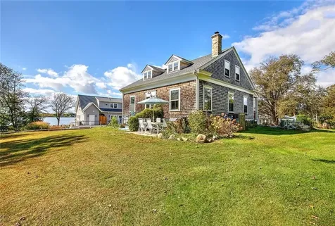 82 Maple Drive South Kingstown RI 02879