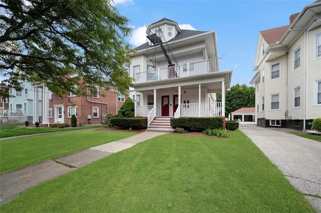 165 Norwood Avenue Cranston RI 02905