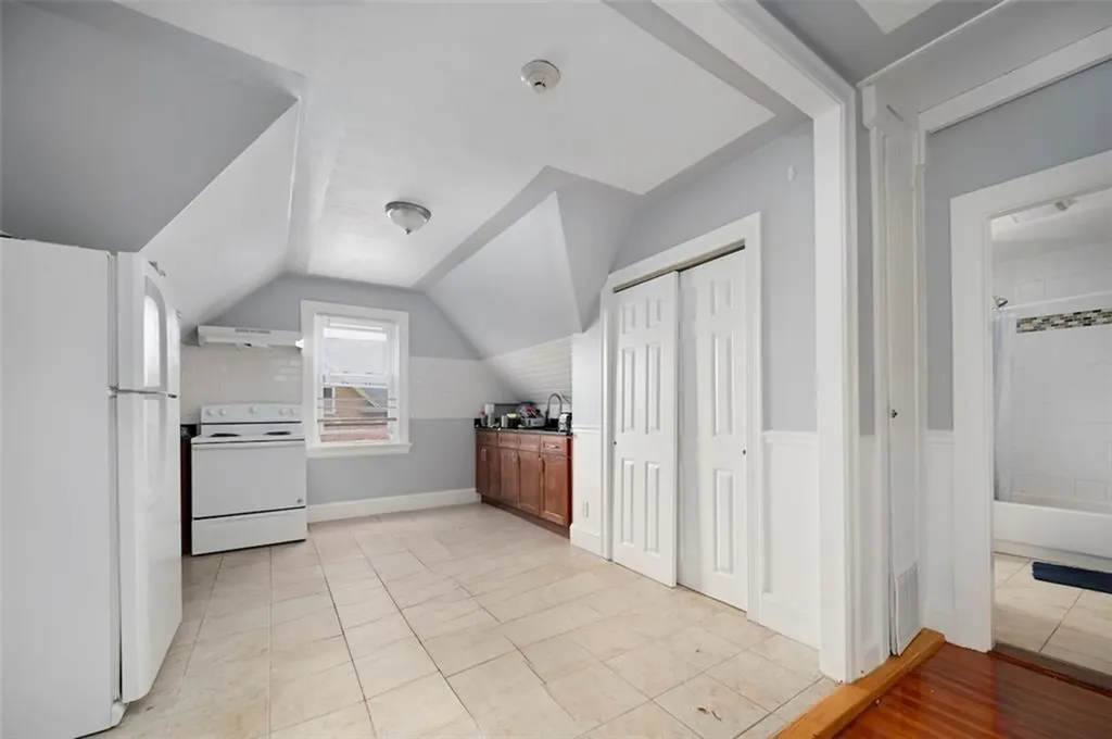 165 Norwood Avenue Cranston RI 02905