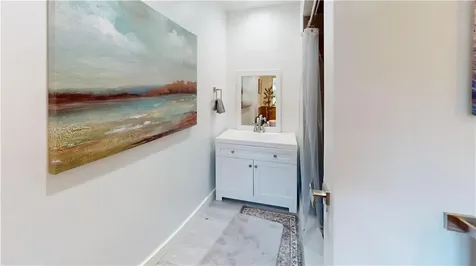 36 Green End Avenue Middletown RI 02842