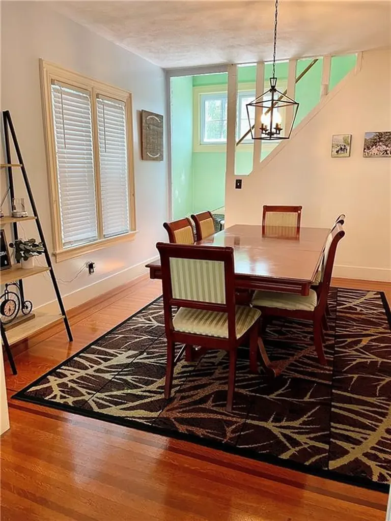 16 Pomona Avenue Providence RI 02908