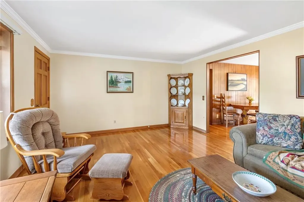 25 Ferncrest Drive East Providence RI 02915