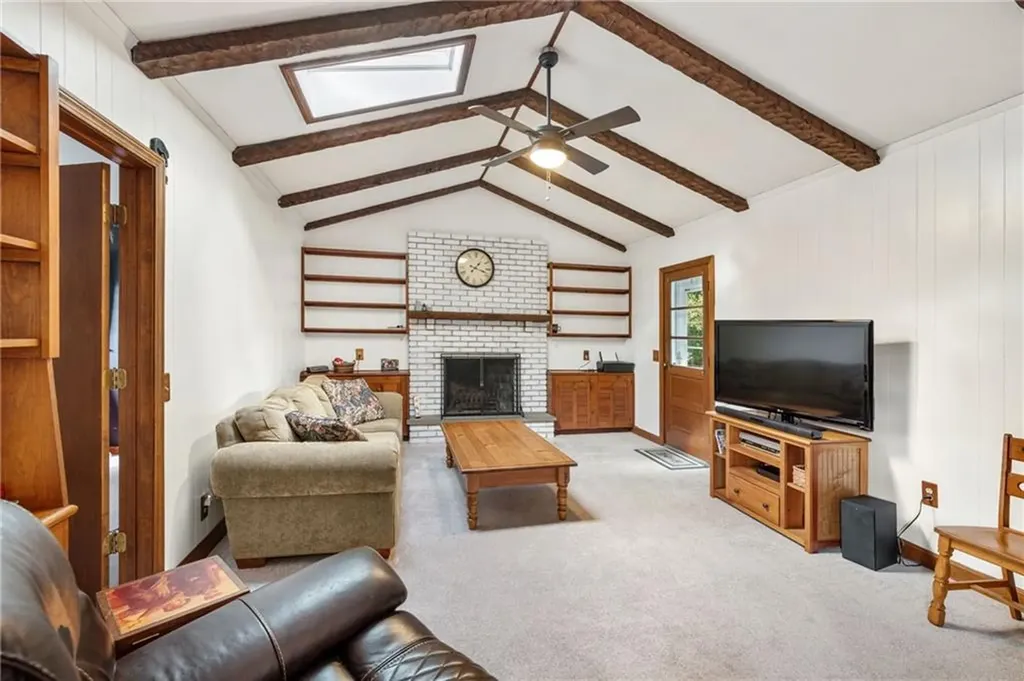 25 Ferncrest Drive East Providence RI 02915