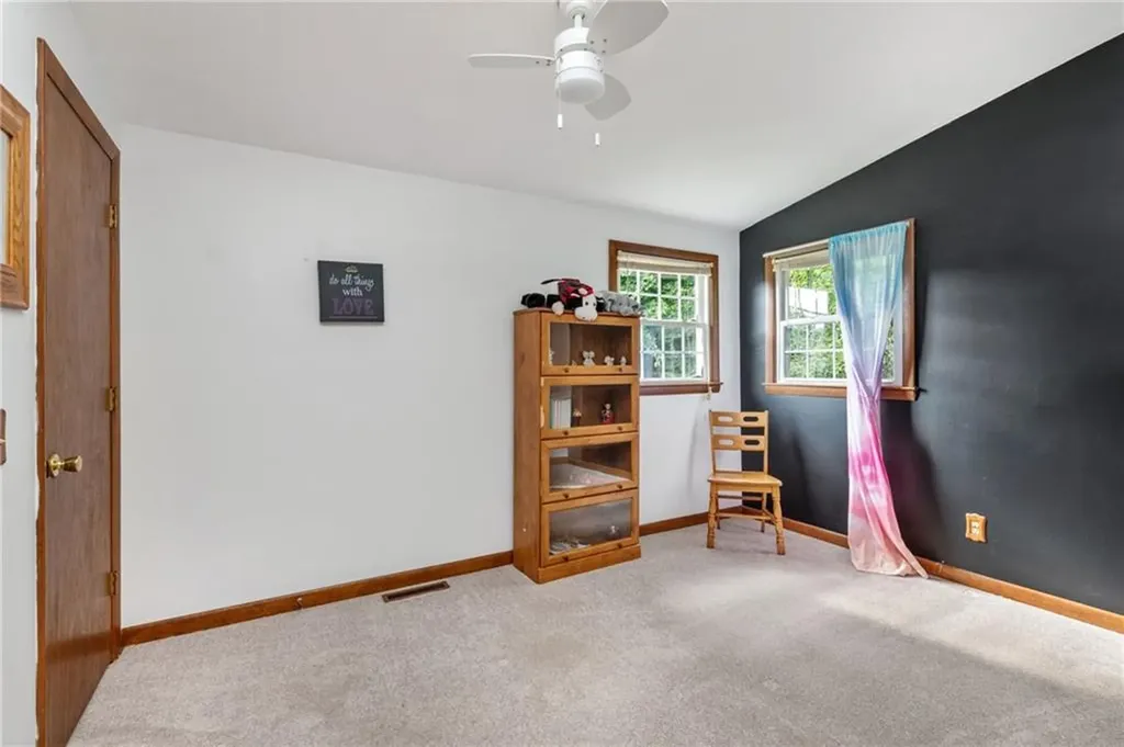 25 Ferncrest Drive East Providence RI 02915