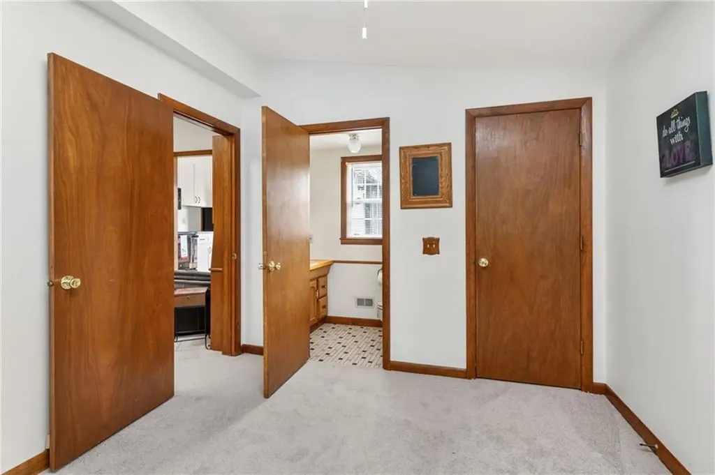 25 Ferncrest Drive East Providence RI 02915
