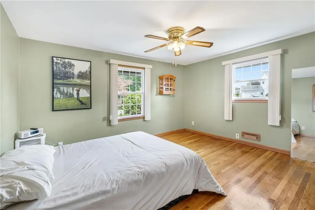 25 Ferncrest Drive East Providence RI 02915