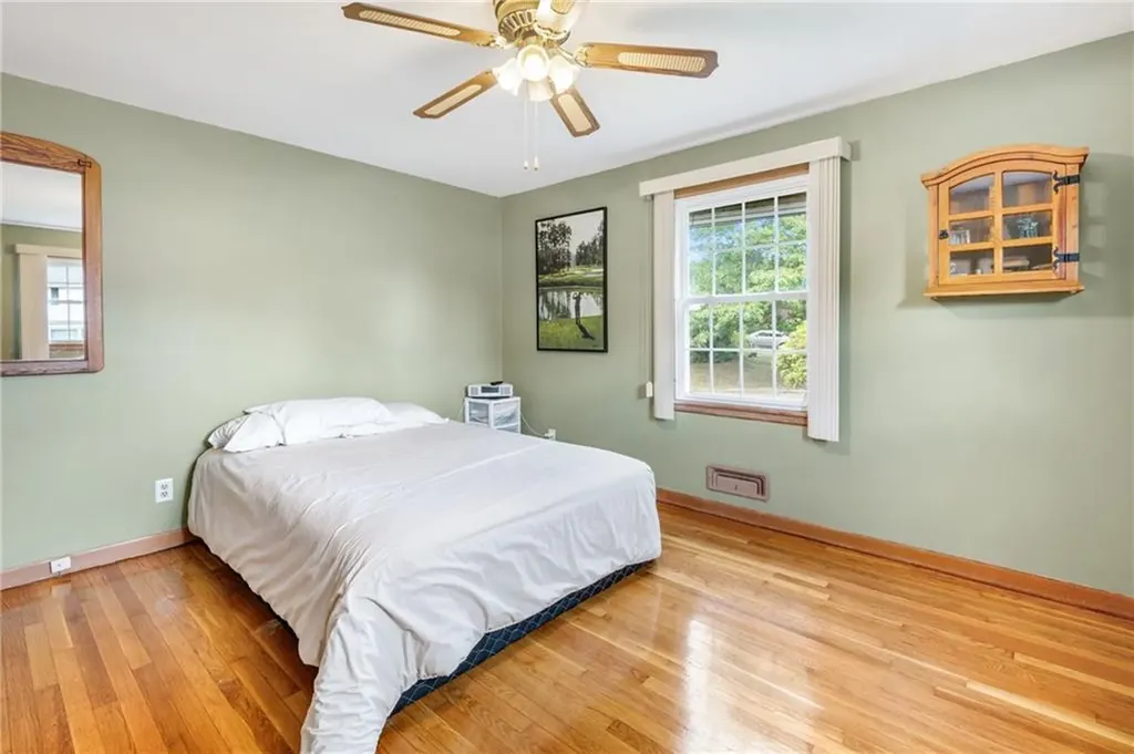 25 Ferncrest Drive East Providence RI 02915