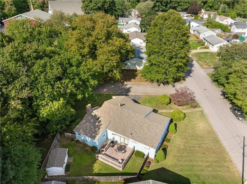 25 Ferncrest Drive East Providence RI 02915