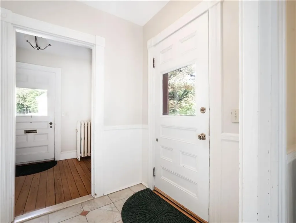 17 Maple Street Coventry RI 02816