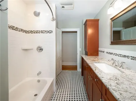 17 Maple Street Coventry RI 02816