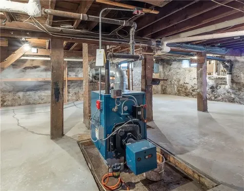 17 Maple Street Coventry RI 02816