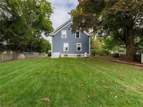 17 Maple Street Coventry RI 02816