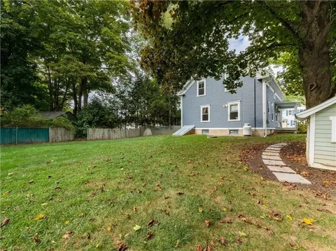 17 Maple Street Coventry RI 02816