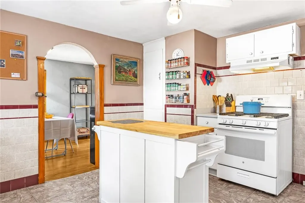 36 Cooper Street North Providence RI 02904