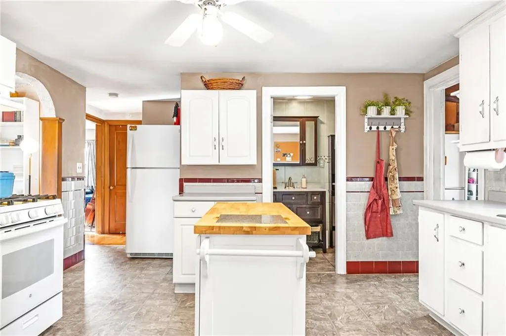 36 Cooper Street North Providence RI 02904