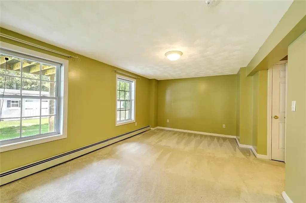 15 Sharon Drive Cumberland RI 02864