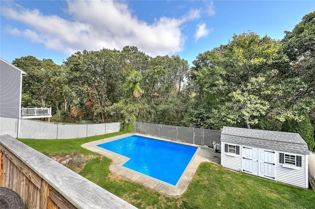 15 Sharon Drive Cumberland RI 02864