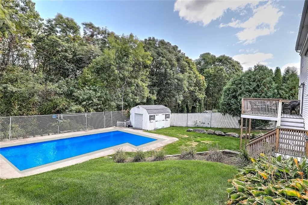15 Sharon Drive Cumberland RI 02864