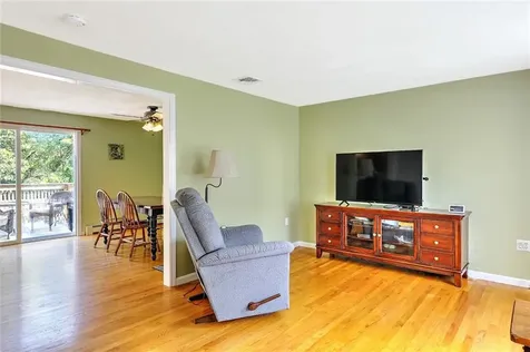 15 Sharon Drive Cumberland RI 02864