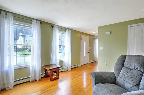 15 Sharon Drive Cumberland RI 02864