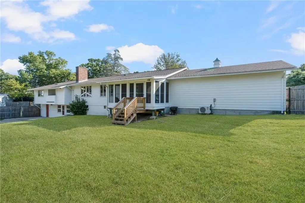 213 Glen Hills Drive Cranston RI 02920