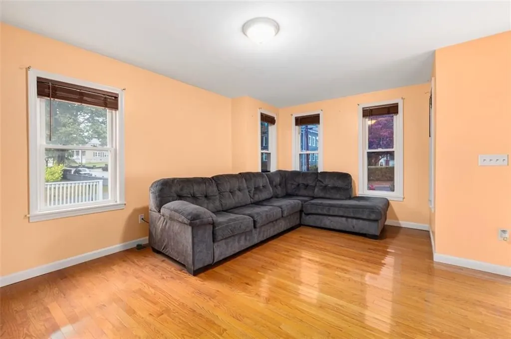 359 Knight Street Woonsocket RI 02895